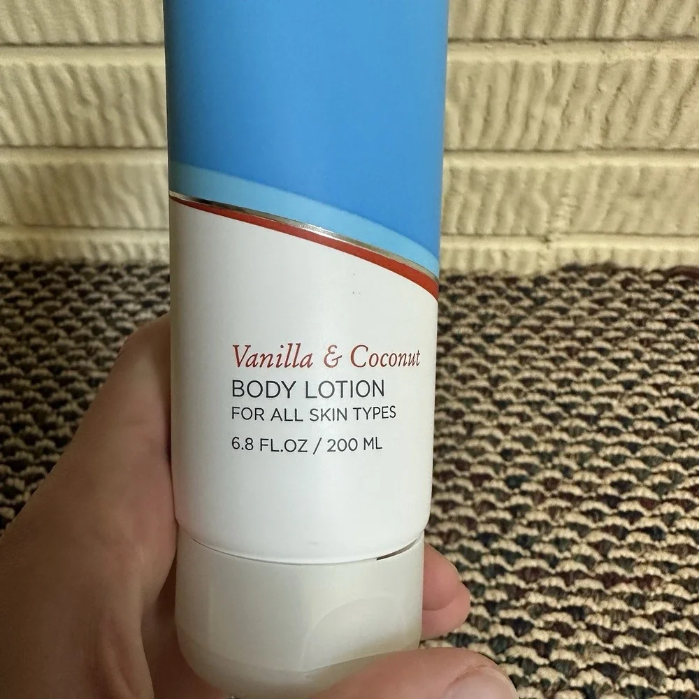 Seacret Minerals From The Dead Sea Body Lotion Ocean 6.8 OZ Vanilla & Coconut